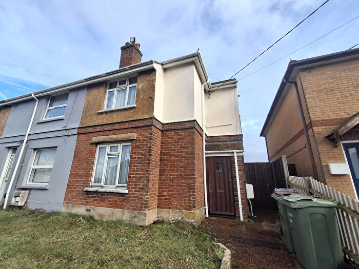 3 Bedroom House To Rent In Gunville Road, Newport, PO33