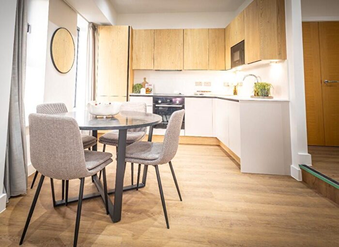 2 Bedroom Apartment To Rent In Charterhall Drive, Chester, Cheshire, CH88