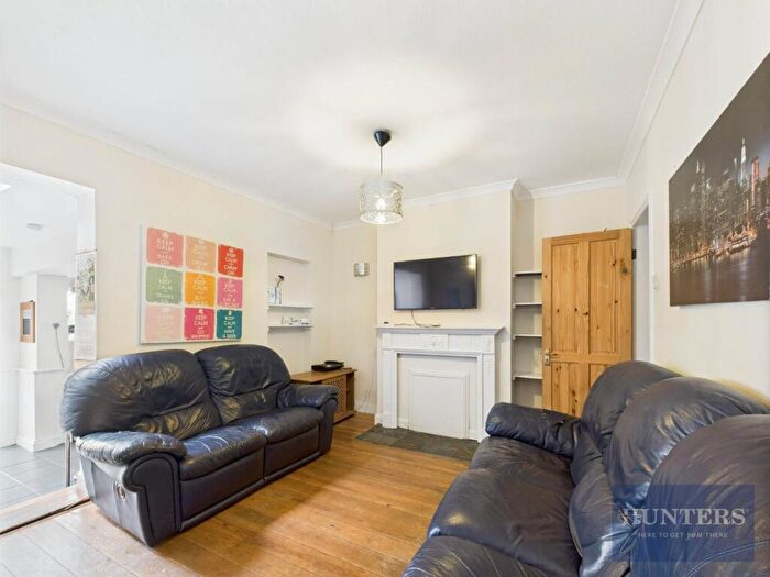 4 Bedroom Terraced House To Rent In St. Pauls Parade, Cheltenham, GL50