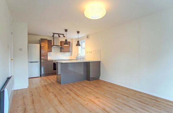 1 Bedroom Flat To Rent In Langton Way, St Annes, Bristol, BS4