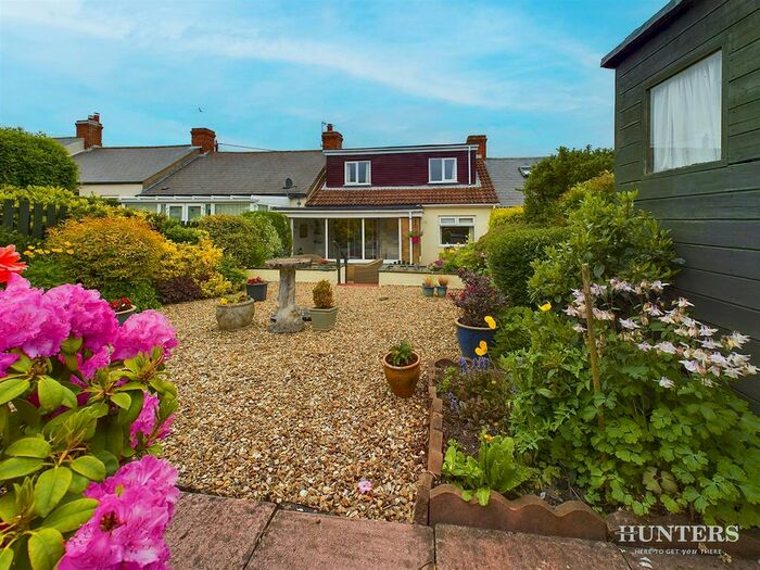 3 Bedroom Bungalow For Sale In First Street, Pont Bungalows, Leadgate, Consett, DH8