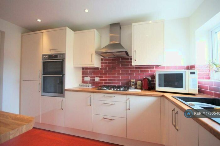 3 Bedroom Terraced House To Rent In Sellafield Way, Lower Earley, Reading, RG6