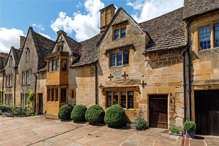 4 Bedroom Terraced House For Sale In High Street, Chipping Campden, Gloucestershire, GL55