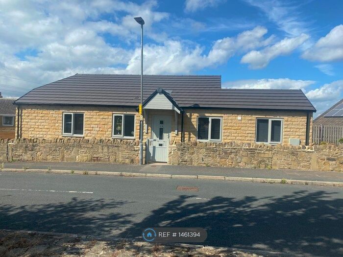 2 Bedroom Bungalow To Rent In A, Huddersfield, HD8