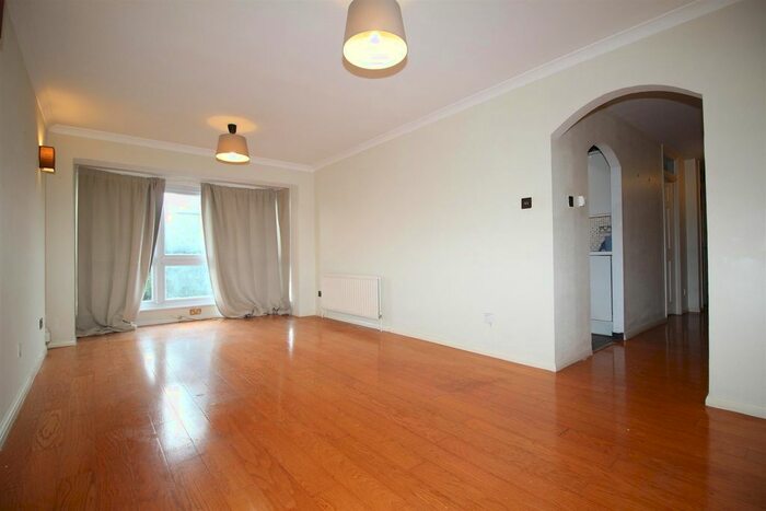 2 Bedroom Flat To Rent In Barnabas Court, Addison Road, Enfield, EN3