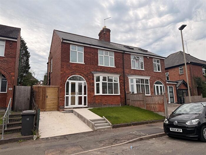 3 Bedroom Semi-Detached House To Rent In Mayflower Road, Leicester, LE5