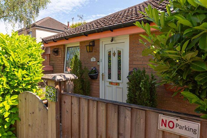 1 Bedroom Detached House For Sale In Givendale Drive, Crumpsall, Manchester, M8