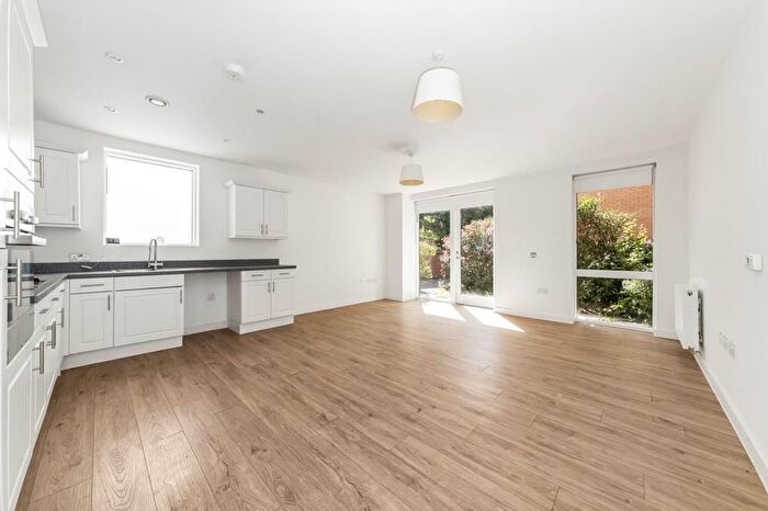 1 Bedroom Apartment For Sale In Thornlaw Road West Norwood, SE27