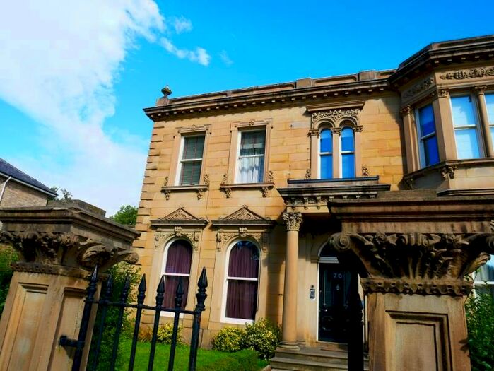 2 Bedroom Flat To Rent In Sherwood House, 70 New North Road, Huddersfield HD1