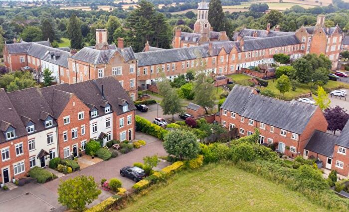 5 Bedroom House For Sale In Highfield, Hatton Park, Warwick, CV35