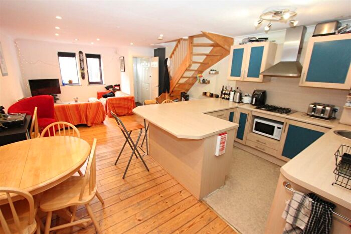 4 Bedroom Terraced House To Rent In Torrington Place, Wapping, E1W