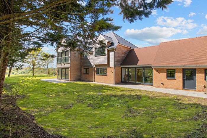 5 Bedroom Detached House For Sale In Oakview Place, Little Horsted, TN22