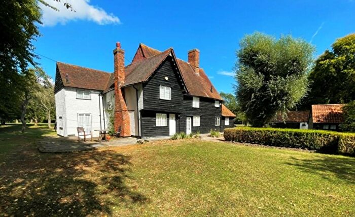 6 Bedroom Detached House To Rent In High Roding, CM6