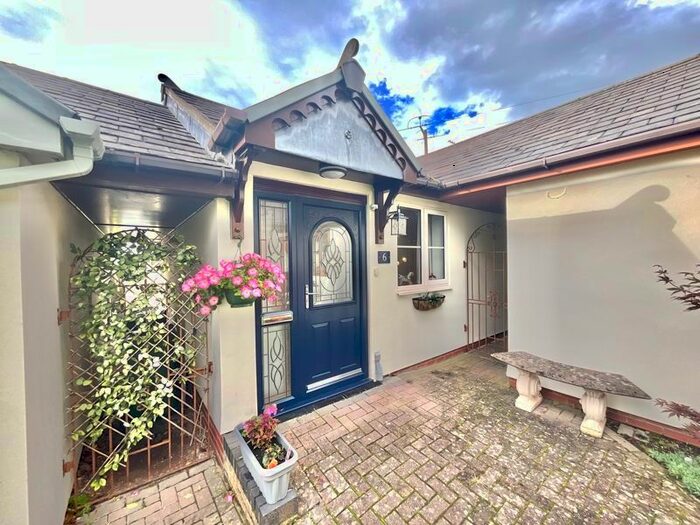 1 Bedroom Link Detached House For Sale In Hilcote Gardens, Eccleshall, Stafford, ST21