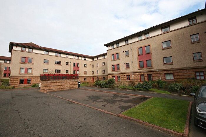 2 Bedroom Flat To Rent In North Werber Place, Edinburgh, EH4