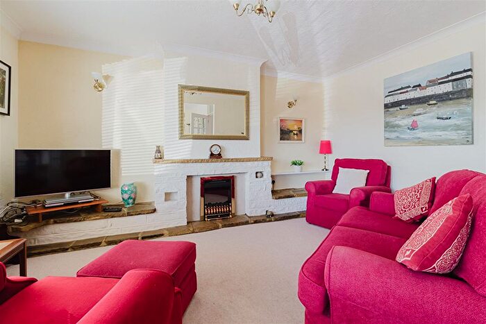 2 Bedroom Detached Bungalow For Sale In Windermere Crescent, Castle, Worthing, BN12