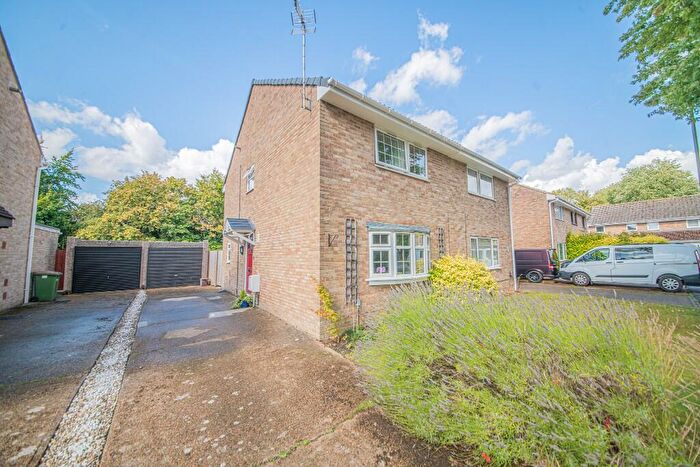 4 Bedroom Semi-Detached House For Sale In Selwyn Gardens, Boyatt Wood, SO50