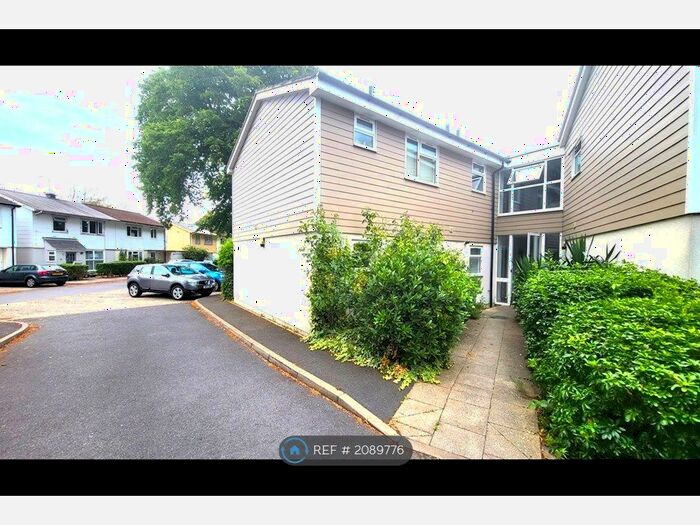 1 Bedroom Flat To Rent In Englefields, Sunbury-On-Thames, TW16