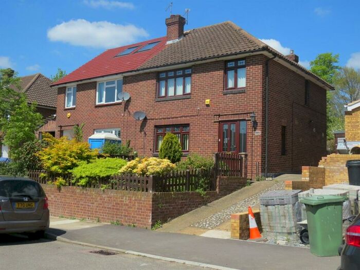 3 Bedroom Semi-Detached House To Rent In Cloonmore Avenue, Orpington, BR6