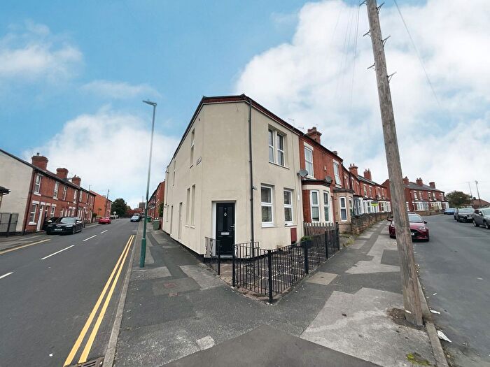 3 Bedroom End Terrace House For Sale In Strelley Street, Nottingham, NG6