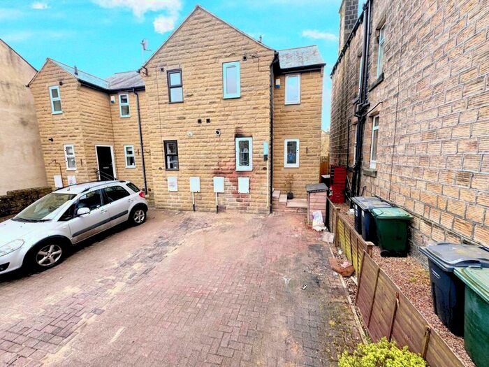 2 Bedroom House To Rent In Dicks Garth Road, Menston, Ilkley, West Yorkshire, LS29
