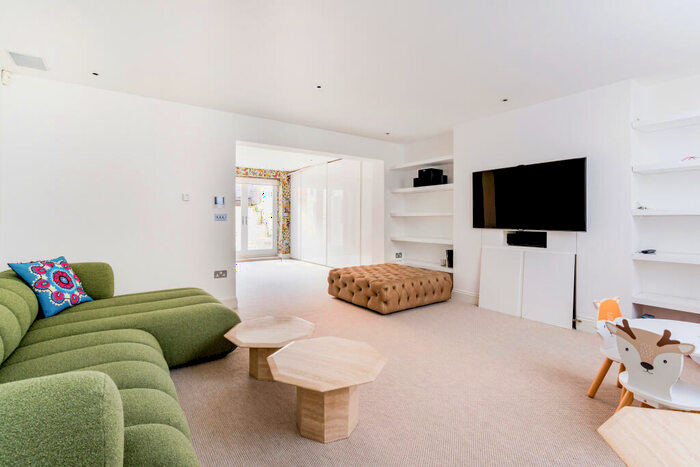 3 Bedroom House To Rent In Sharpleshall Street, Primrose Hill, NW1