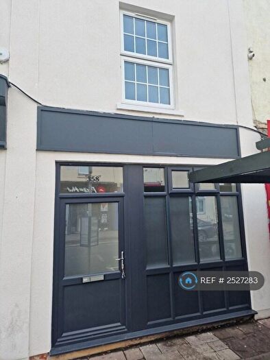 2 Bedroom Terraced House To Rent In High Street, Cheltenham, GL50