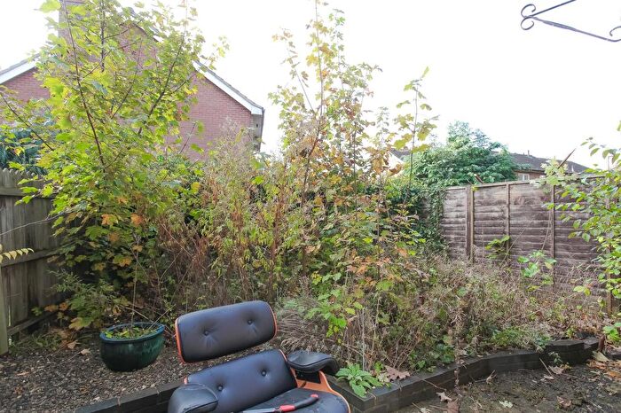 1 Bedroom End Of Terrace House For Sale In Winchelsea Close, Banbury, OX16