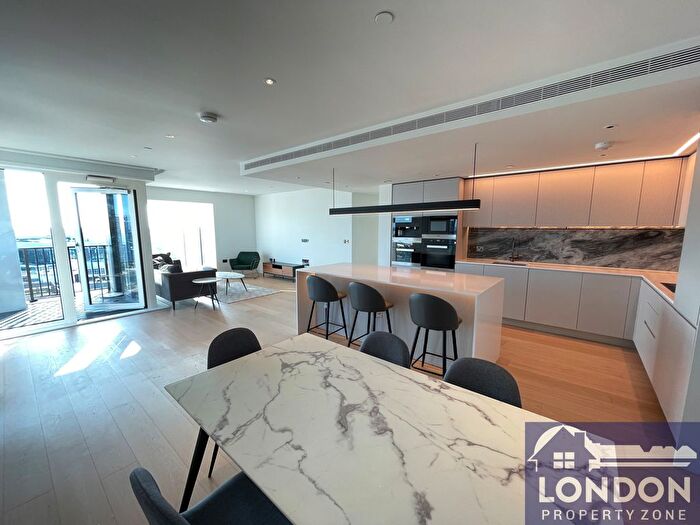 3 Bedroom Flat To Rent In Fountain Park Way, White City, London, W12