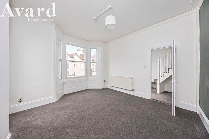2 Bedroom Maisonette For Sale In Springfield Road, Brighton, BN1