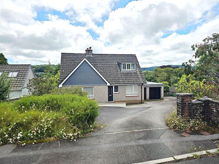 4 Bedroom Property For Sale In Priory Close, Tavistock, PL19