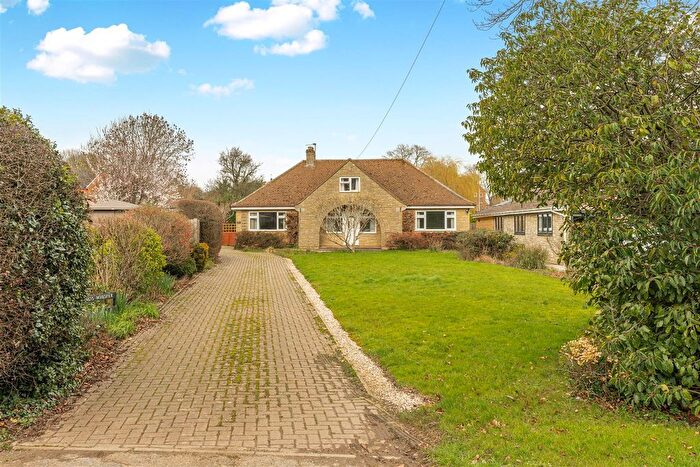 2 Bedroom Detached Bungalow For Sale In Broughton Road, Banbury - Exceptional Plot, OX16