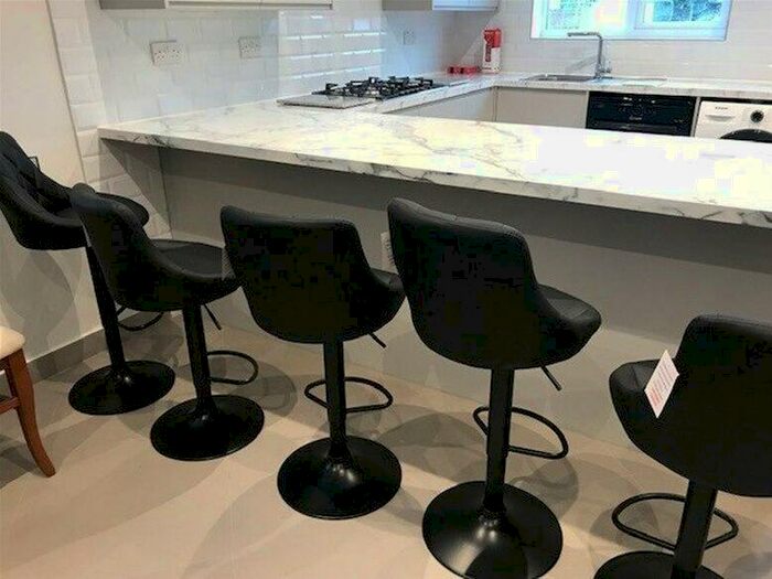 6 Bedroom House To Rent In Langley Close, Langley Close, Headington, OX3