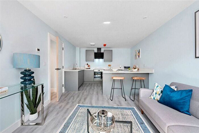 2 Bedroom Flat For Sale In Mill Court, The Iceworks, Bromyard Road, Worcester, Worcestershire, WR2