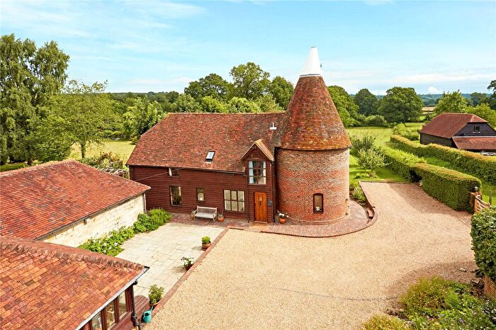 4 Bedroom Detached House For Sale In Station Road, Groombridge, TN3