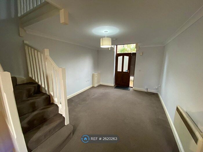 1 Bedroom Flat To Rent In Alpha Chapel, Greenfield, Holywell, CH8