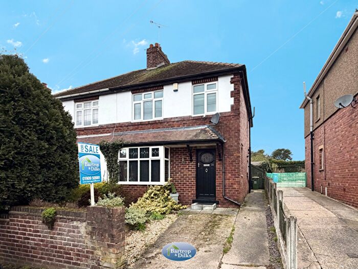 3 Bedroom Semi-Detached House For Sale In Harstoft Avenue, Worksop, S81