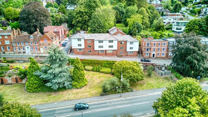 1 Bedroom Apartment To Rent In Quarry Street, Guildford, GU1