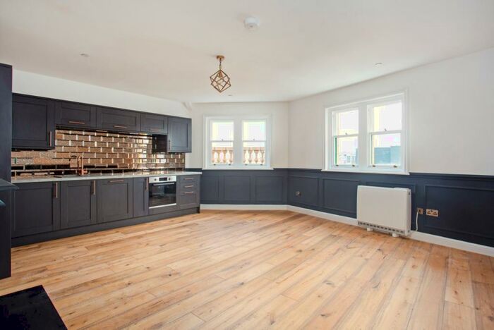 1 Bedroom Flat To Rent In Cambray Place Cheltenham, GL50