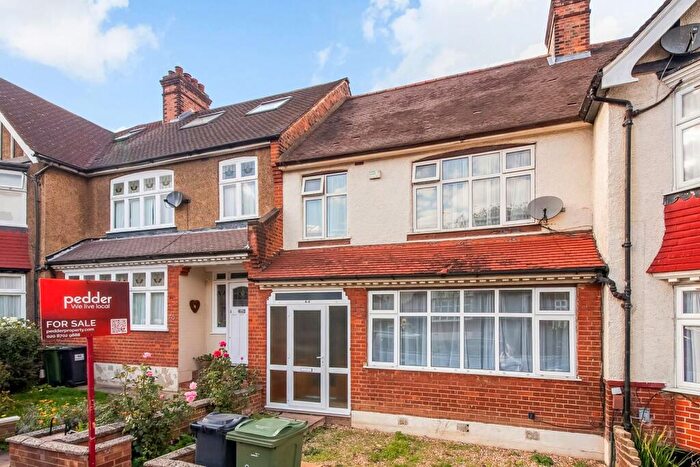 4 Bedroom House For Sale In Cheviot Road, West Norwood, London, SE27
