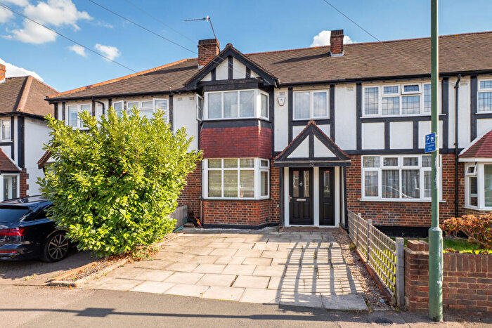 3 Bedroom Terraced House For Sale In Culvers Avenue, Carshalton, SM5