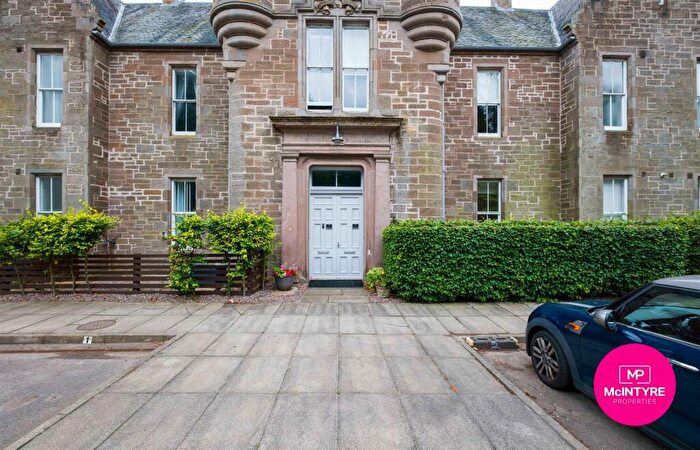 2 Bedroom Flat For Sale In North Road, Liff, Dundee, DD2