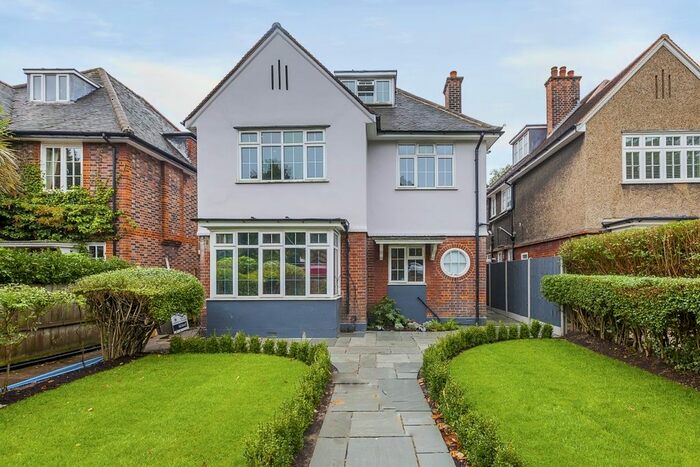 2 Bedroom Flat To Rent In Westcombe Park Road, London, SE3