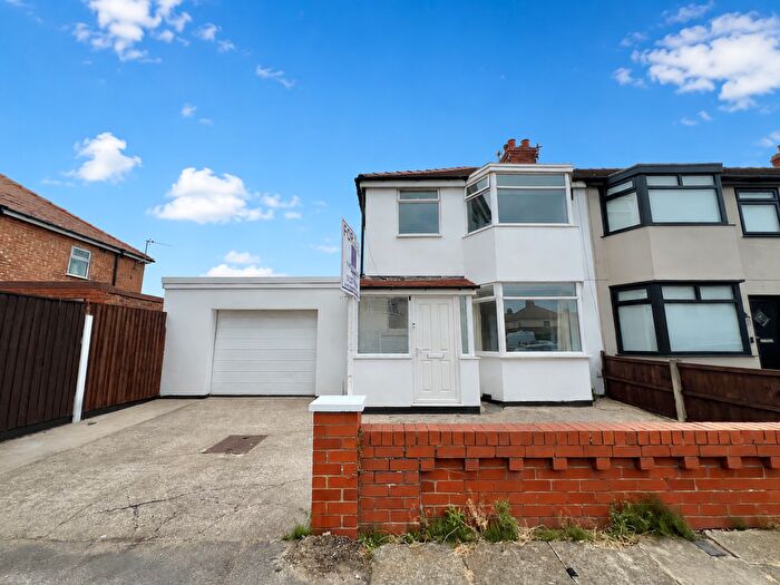 3 Bedroom End Of Terrace House For Sale In Henson Avenue, South Shore, FY4