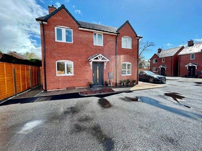 3 Bedroom Detached House To Rent In Brookview Mews, Stratford-Upon-Avon, CV37