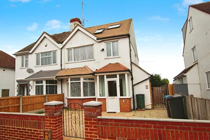 5 Bedroom Semi-Detached House For Sale In Northdown Road, Margate, Kent, CT9