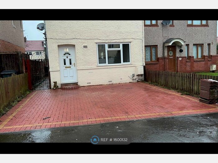3 Bedroom Semi-Detached House To Rent In Tryan Road, Nuneaton, CV10