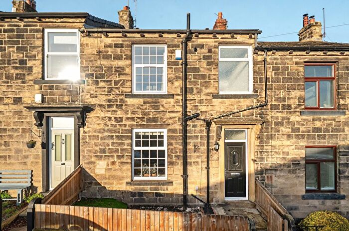 2 Bedroom Terraced House For Sale In Clarke Street, Calverley, West Yorkshire, LS28