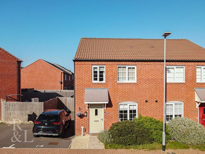 3 Bedroom Semi Detached House For Sale In Bartholomew Close, Edwalton, Nottingham, NG12