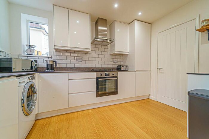 2 Bedroom Detached Bungalow For Sale In Ridgeway Court, Newport, NP20